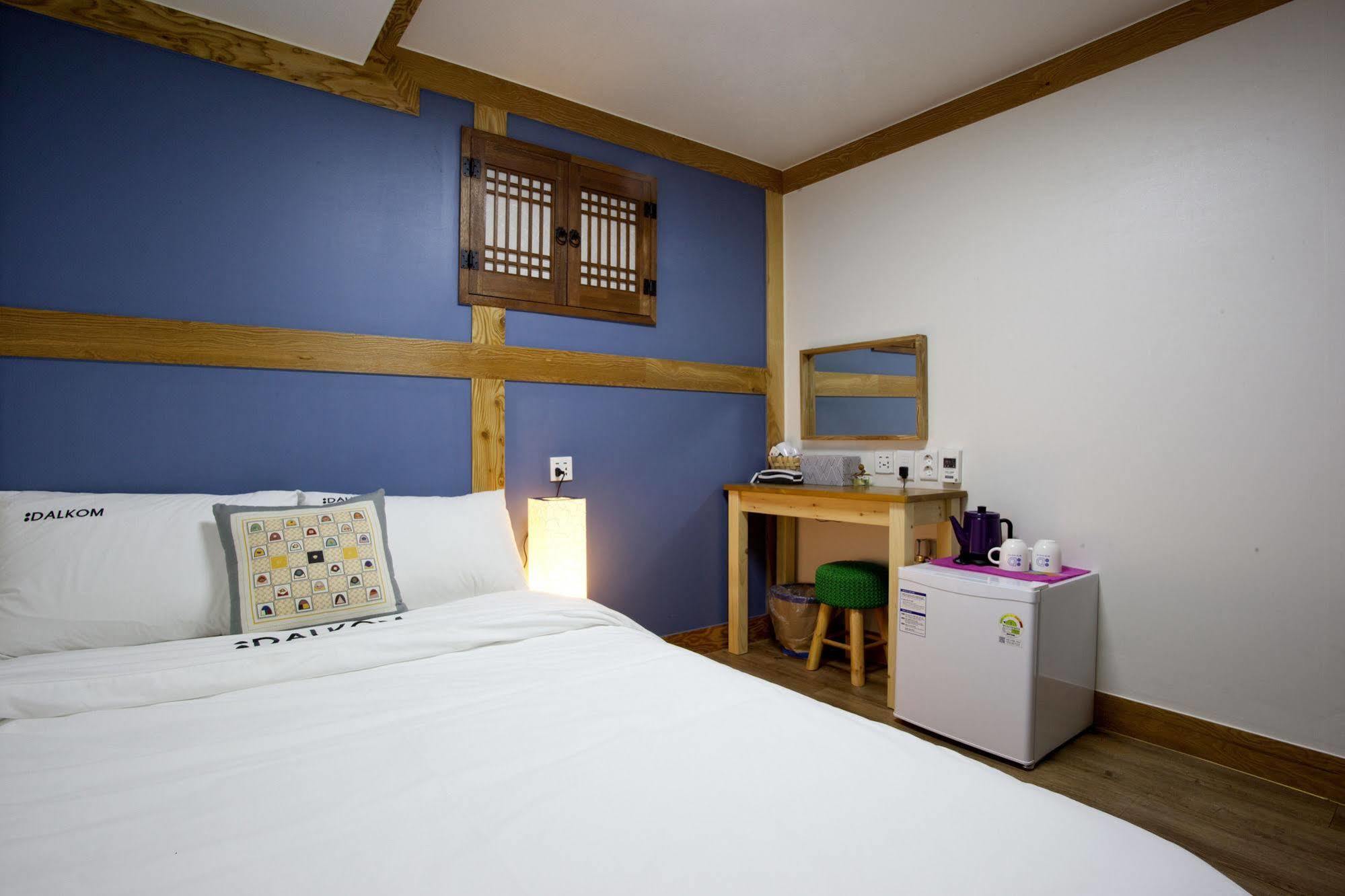 Mini Hotel Dalkom In Dongdaemun โซล ภายนอก รูปภาพ