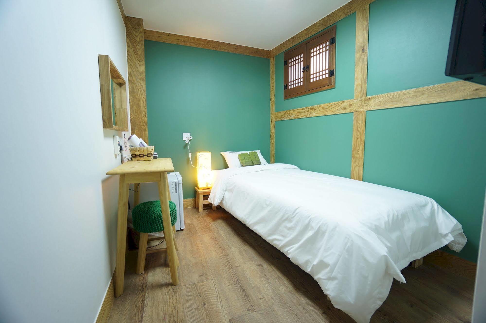 Mini Hotel Dalkom In Dongdaemun โซล ภายนอก รูปภาพ